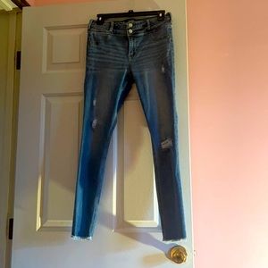 Selling casual jeans for women